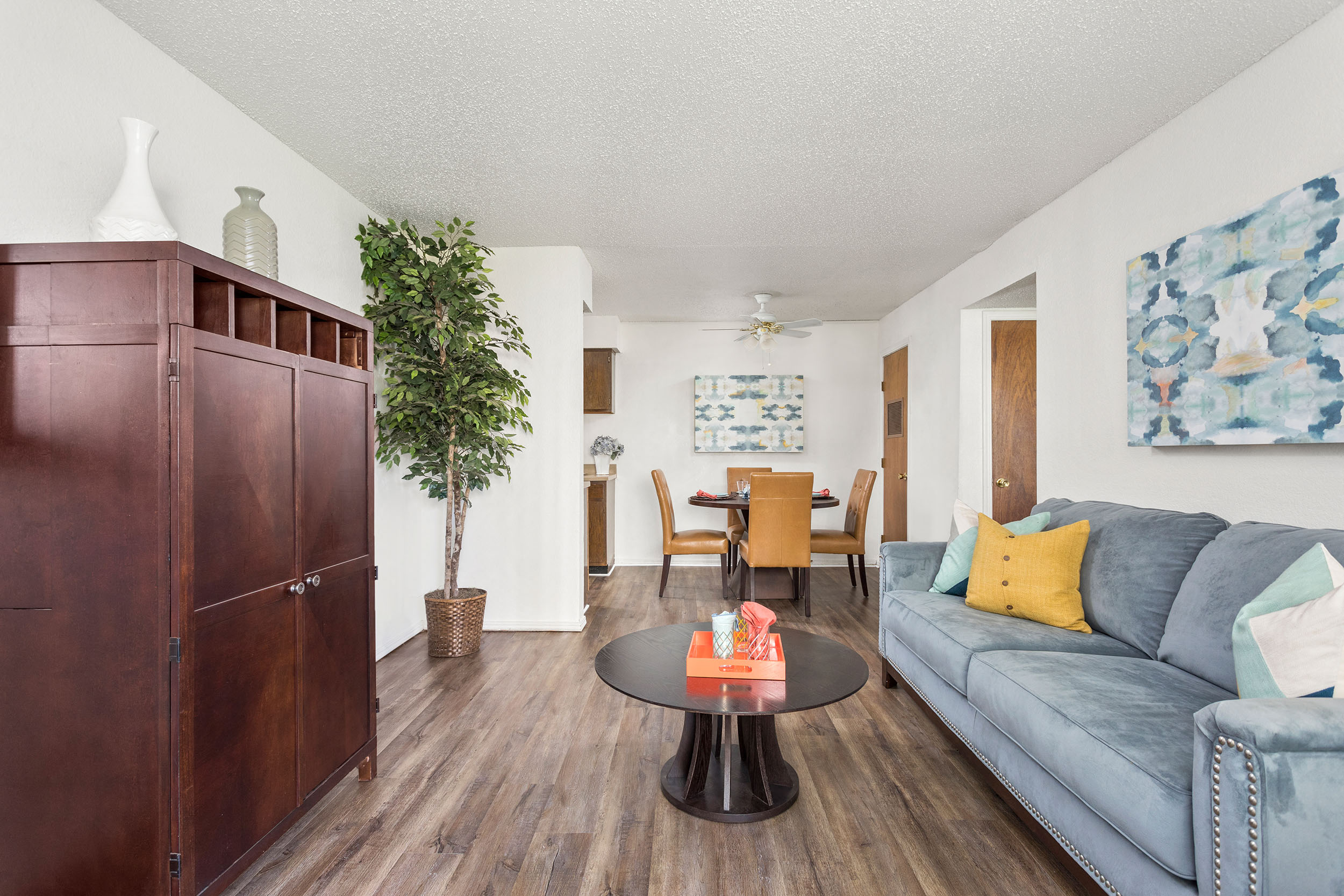 Apartment in Oklahoma City Photos Raindance Apartments